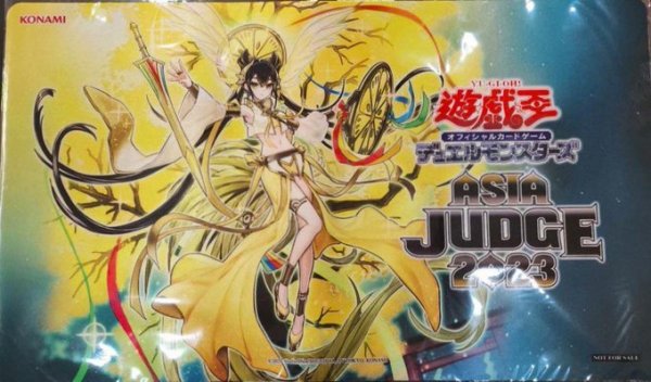 画像1: 【予約販売】オオヒメの御巫　ASIA JUDGE 2023　プレイマット　 (1)
