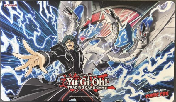 画像1: ヘルカイザー亮＆サイバーエンドドラゴン Comic Con プレイマット (1)