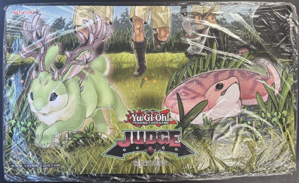 画像1: 【未開封】未界域のジャッカロープ&未界域のツチノコ JUDGE プレイマット (1)