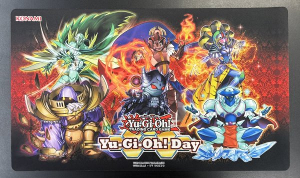 画像1:  Yu-Gi-Oh! Day 　家臣　プレイマット (1)