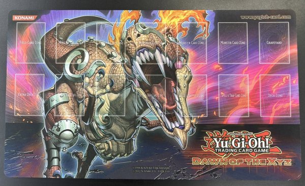 画像1: グレンザウルス　プレイマット (1)