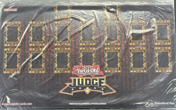 画像1: 【未開封】Deco Hieroglyph 2026　JUDGE　プレイマット　 (1)